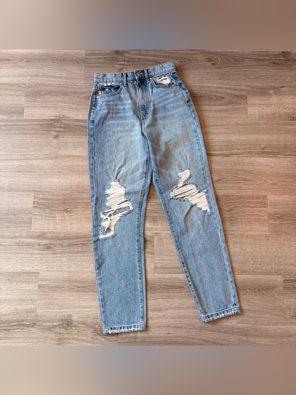 RSQ distressed 90s denim jeans